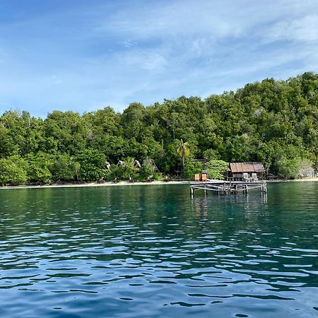 Warahnus Dive Homestay Kri Екстериор снимка