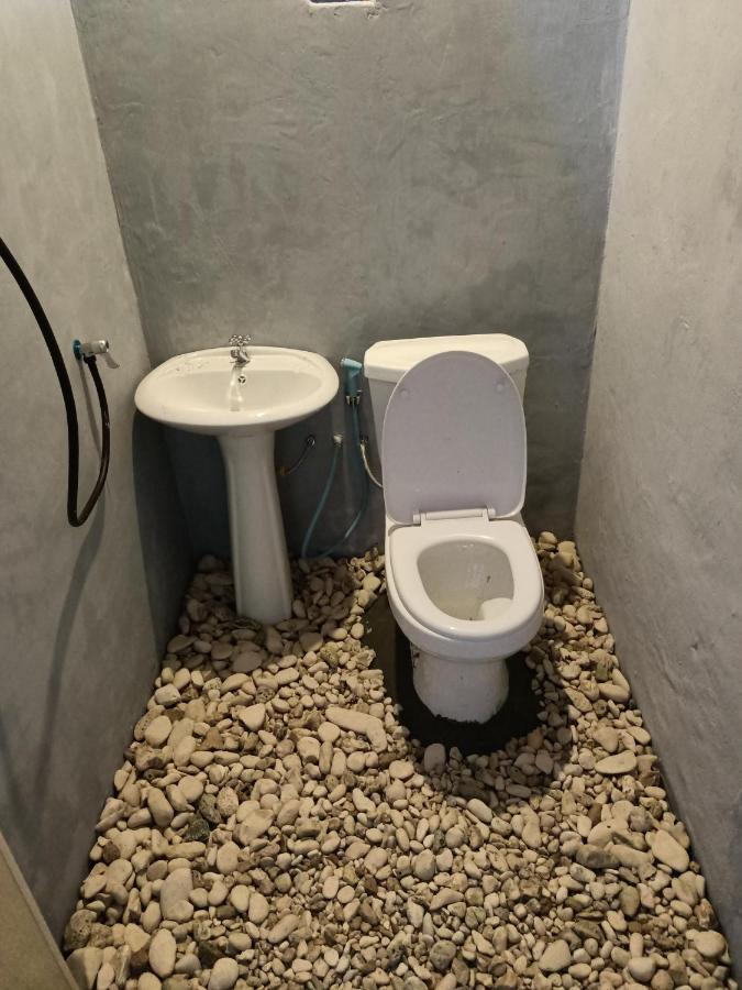 Warahnus Dive Homestay Kri Екстериор снимка