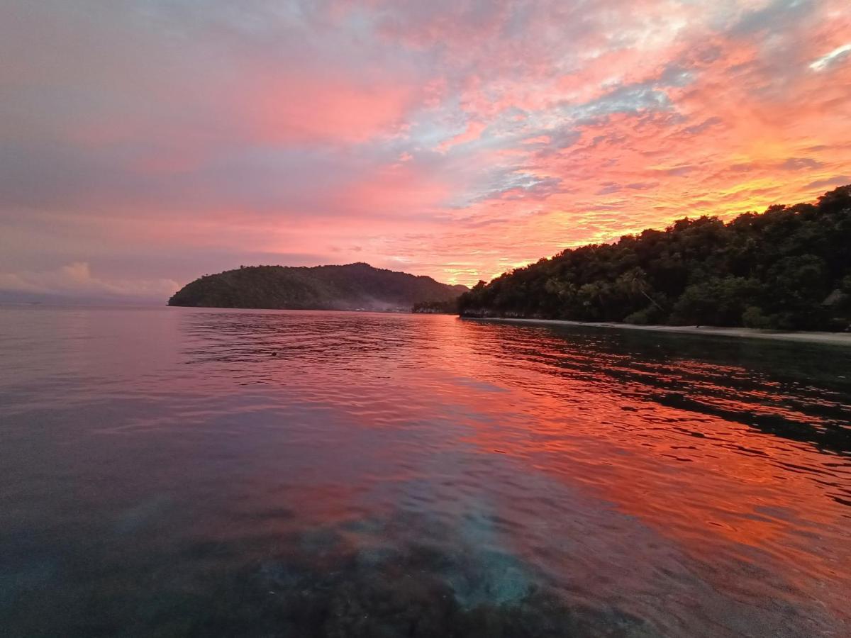 Warahnus Dive Homestay Kri Екстериор снимка