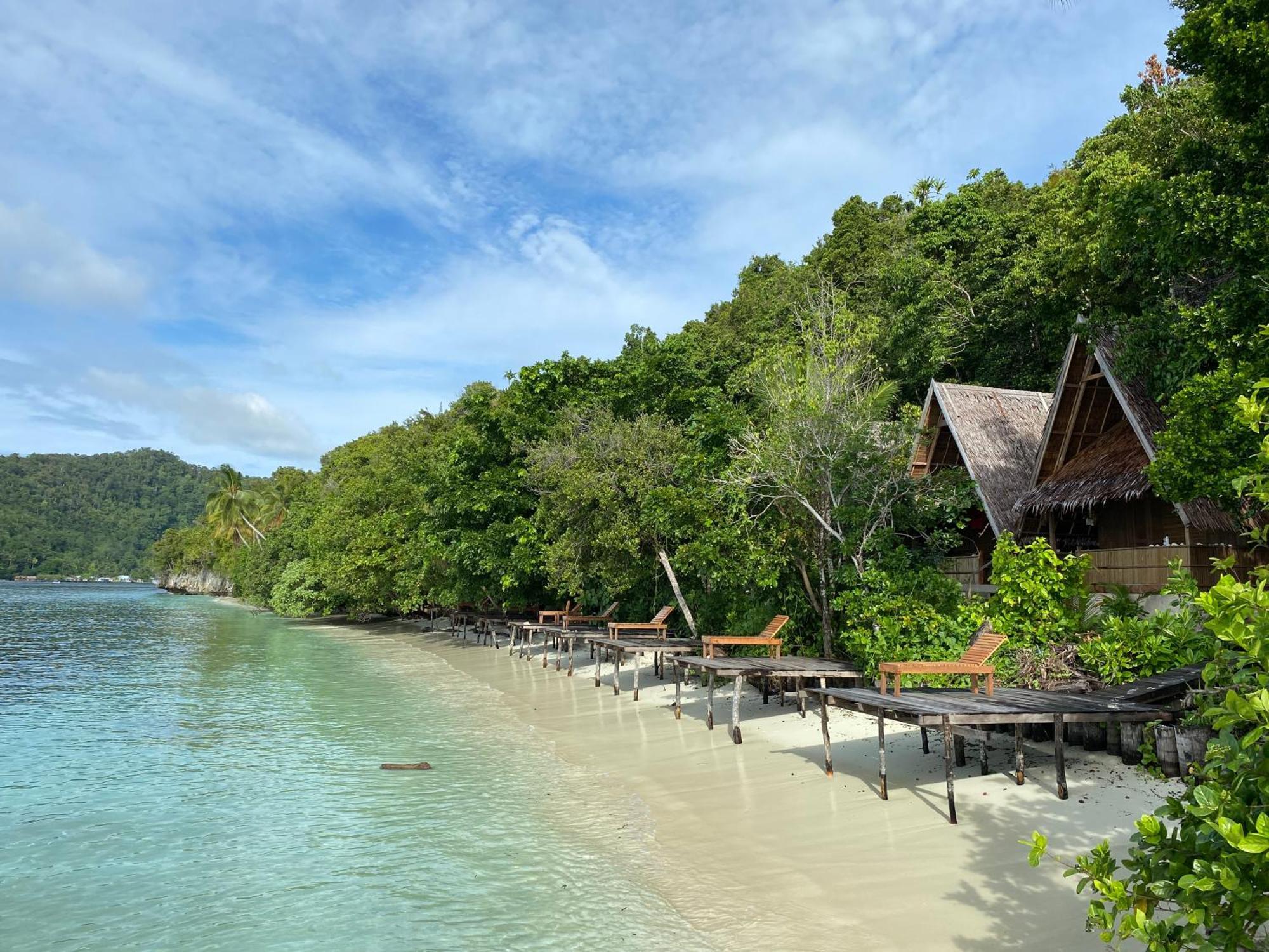 Warahnus Dive Homestay Kri Екстериор снимка